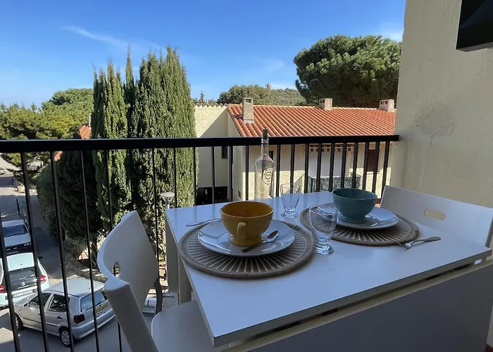 Studio Avec Terrasse Et Parking A 300M De La Plage - Residence Privee A Collioure - Fr-1-309-372